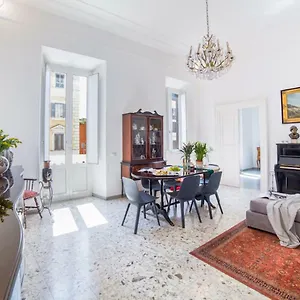 Domus Aurea 295 Apartment